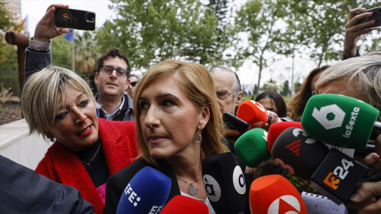 L'exconsellera Salomé Pradas en arribar a la Ciutat de la Justícia de València| Europa Press/Rober Solsona. 