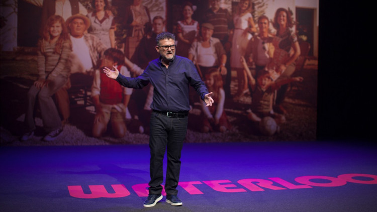 L'actor i director Carles Alberola en 'Waterloo', una de les obres que es veurà en el cicle valencià del Poliorama