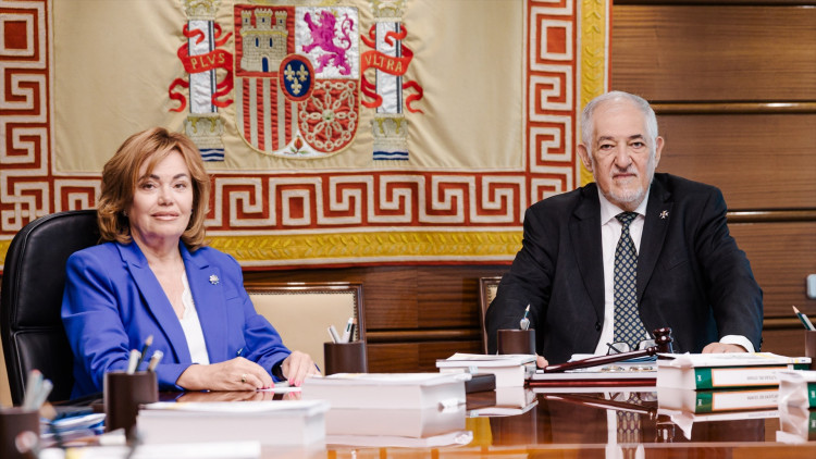 El president del Tribunal Constitucional, Cándido Conde-Pumpido i la vicepresidenta de l'òrgan judicial, Inmaculada Montalbán| Europa Press. 