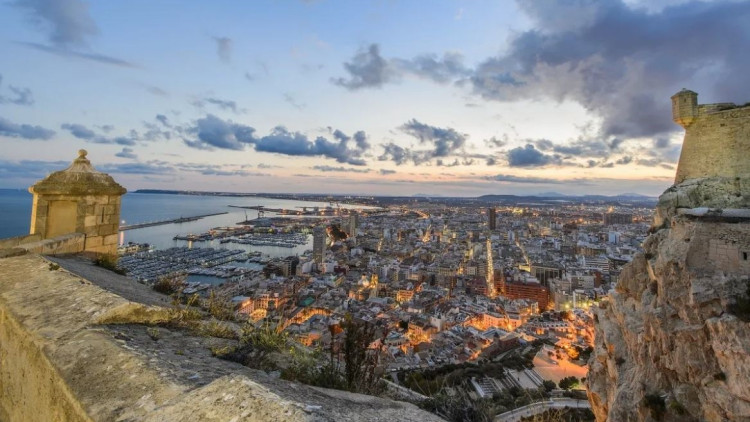 Estampa d'Alacant des del seu Castell de Santa Bárbara| Europa Press