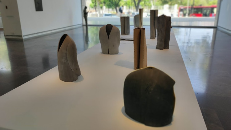 La instal·lació de Joan Cardells, reproduint una mostra de l'any 1990.