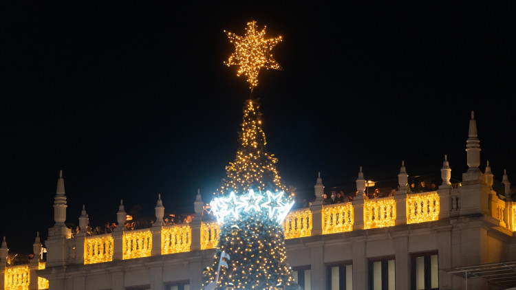 Estrella de Nadal a la plaça de l'Ajuntament de València| Europa Press
