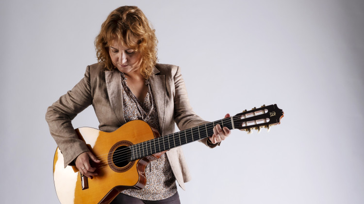 La cantautora Eva Gómez
