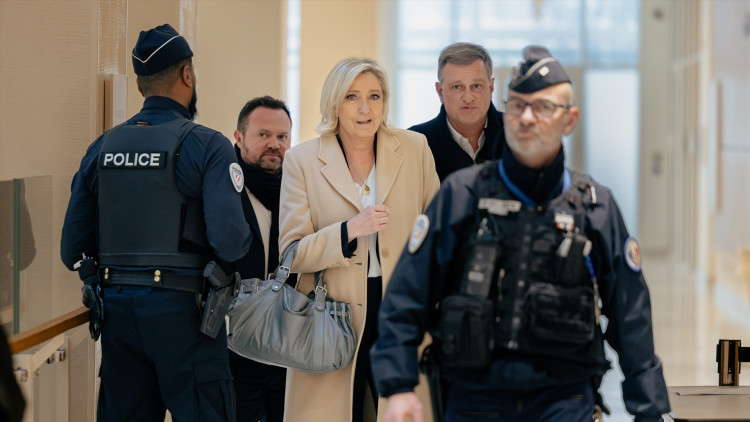 Marine Le Pen, líder de Reagrupament Nacional, junt amb Louis Aliot, batlle de Perpinyà| Europa Press