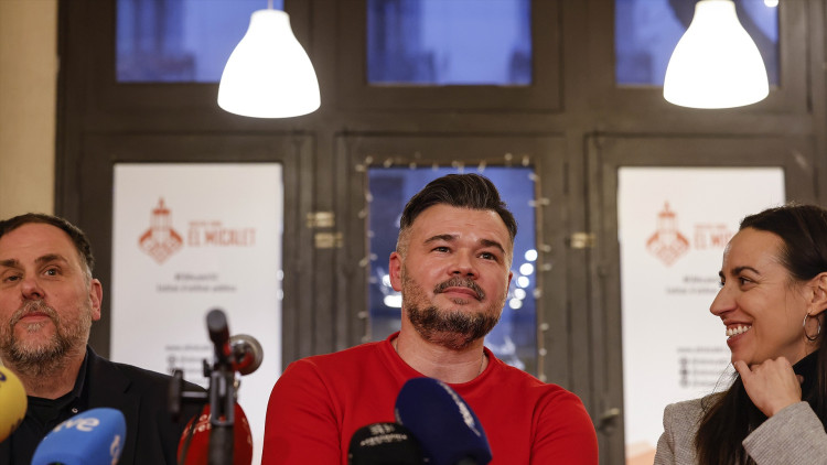 Oriol Junqueras, Gabriel Rufián i Júlia Andrés, dirigent d'ERPV| Europa Press/Rober Solsona