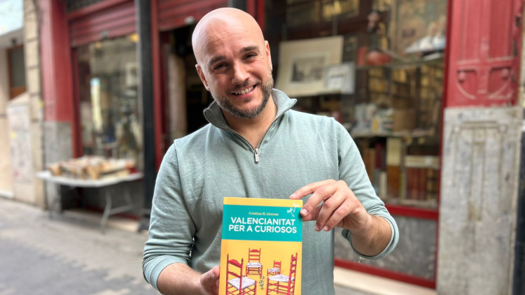 Cristian H. Llorens, creador de continguts i autor de 'Valencianitat per a curiosos'.