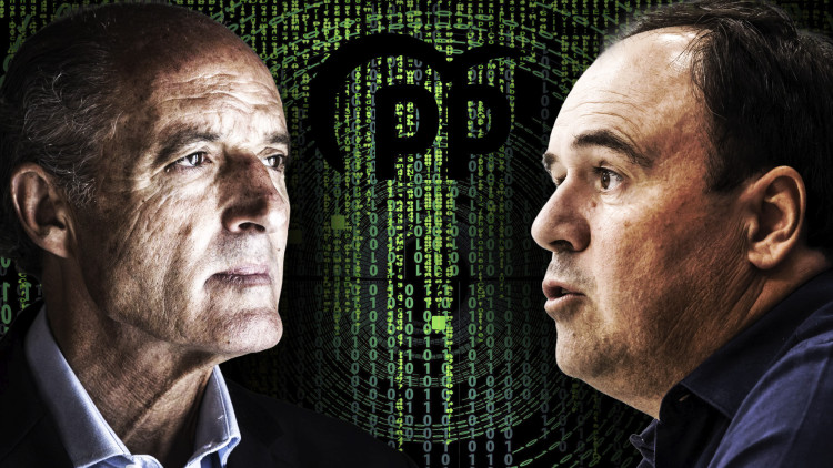 Francisco Camps i Juanfran Pérez Llorca, aspirant a la presidència i president de la gestora del PPCV.. Europa Press / Muntatge de Toni Payà