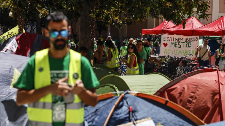 Estampa de l'acampada educativa de València| Europa Press/Rober Solsona