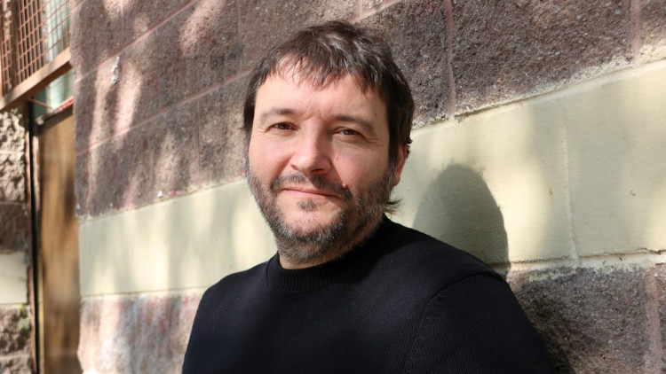 El poeta i narrador Carles Rebassa, guanyador del darrer Premi Òmnium de Novel·la. ACN