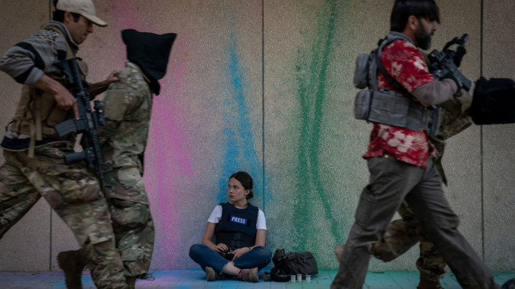 Un fotograma de la pel·lícula 'Civil War'