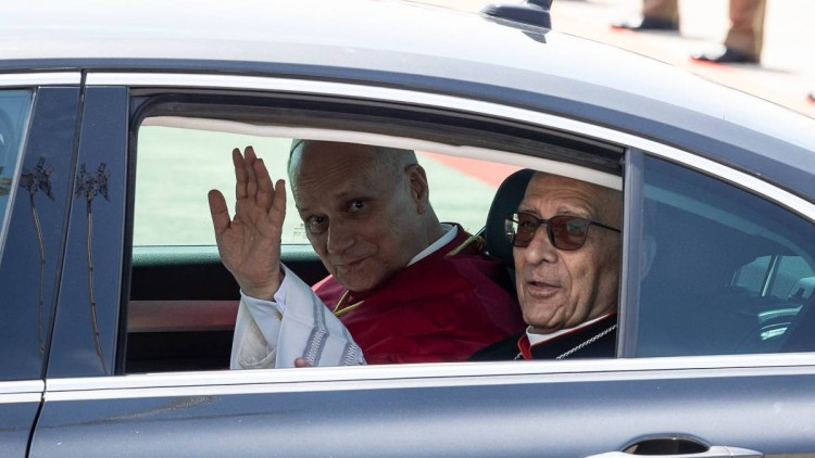 Lleó XIV amb el cardenal Omella en la seva visita a Catalunya| Hugo Fernández