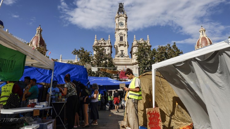 L'acampada de València creix en tendes i en participació| Europa Press/Jorge Gil.