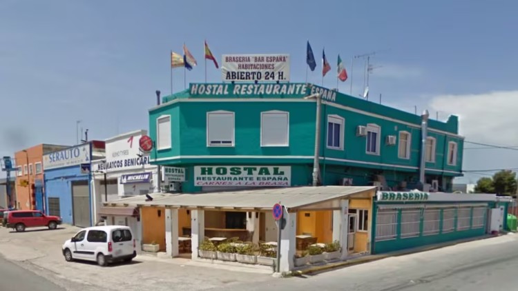 Estampa del Bar España, ubicat a Benicarló | Google Street View