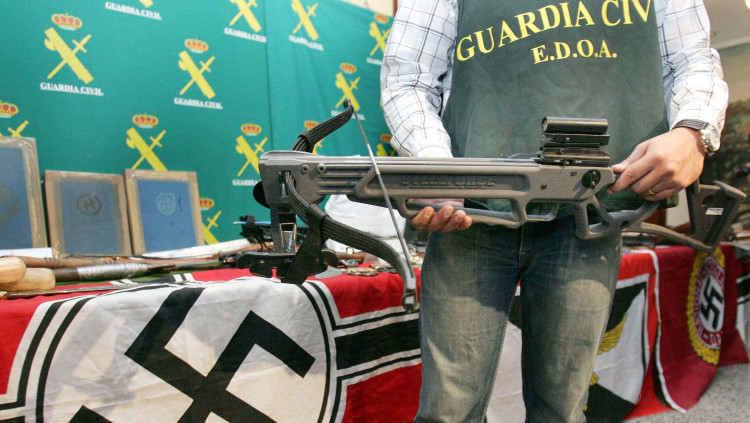 Arsenal confiscat durant l'operació policial| EFE