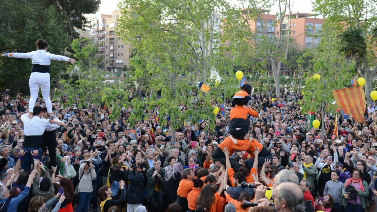 El Jardí de Vivers, València, de gom a gom en l'homenatge a Guillem Agulló| Prats i Camps