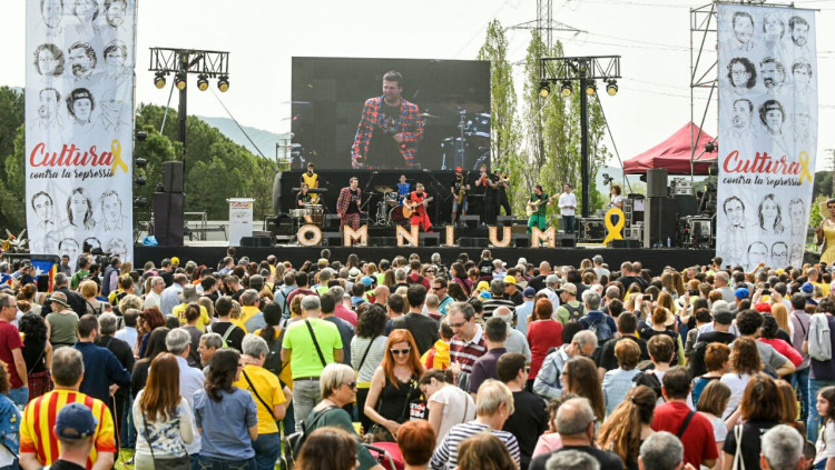 Imatge de la jornada a Santa Perpètua. Òmnium Cultural