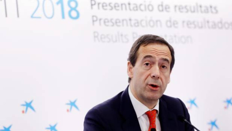 El conseller delegat de CaixaBank, Gonzalo Gortázar, durant la presentació dels resultats de l'entitat en el darrer trimestre.. EFE
