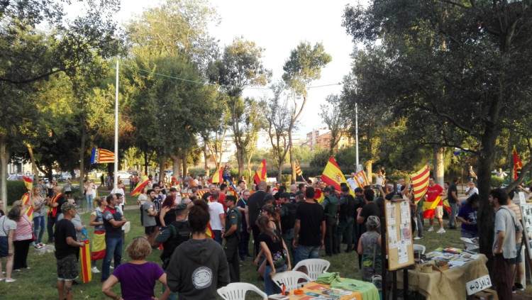 Concentració dels feixistes a Bétera. Foto extreta del Twitter de Jorge Tolosa