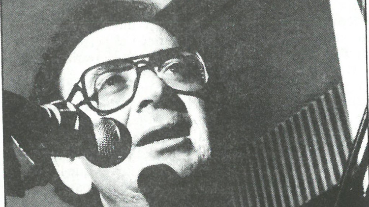 Joan Francesc Mira, guanyador del premi d'assaig Joan Fuster dels Octubre, de l'editorial 3i4, aquell 1984. Arxiu El Temps