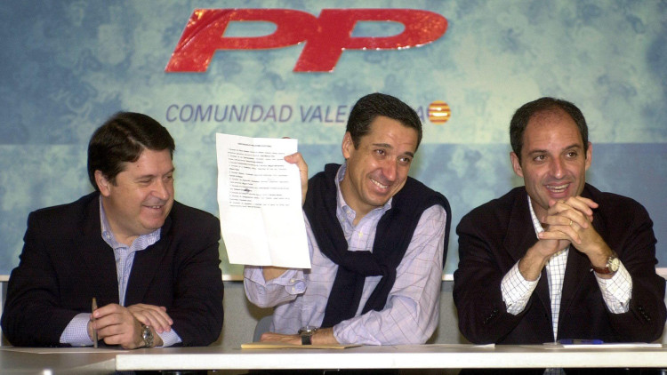 José Luis Olivas, Eduardo Zaplana i Francisco Camps, tres expresidents valencians del PP amb problemes judicials seriosos a l'esquena.. EFE