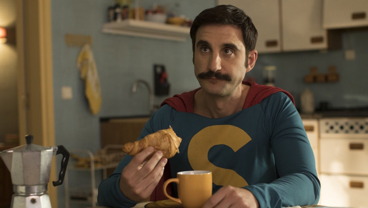 Dani Rovira, divertit i afinat com a Superlópez