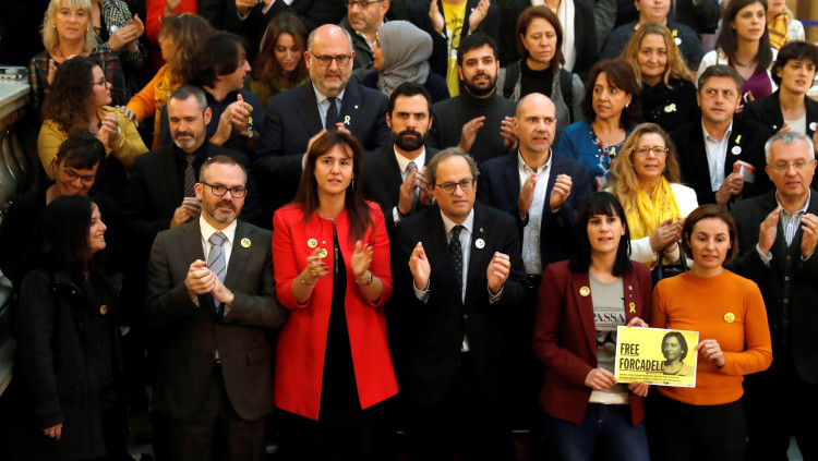 Acte de suport a Carme Forcadell al Parlament de Catalunya. Efe