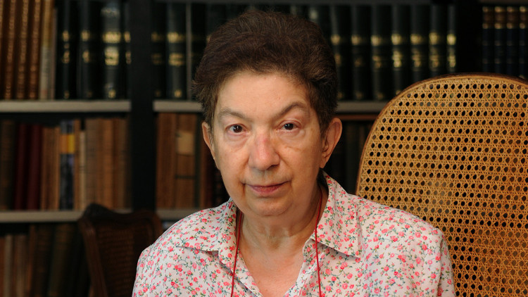 Eva Serra. Tina Bague