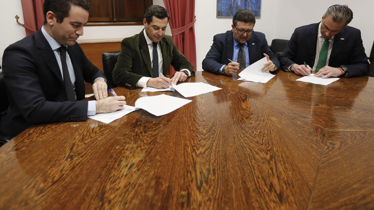 PP i Vox signen el pacte per la investidura a Andalusia. Efe