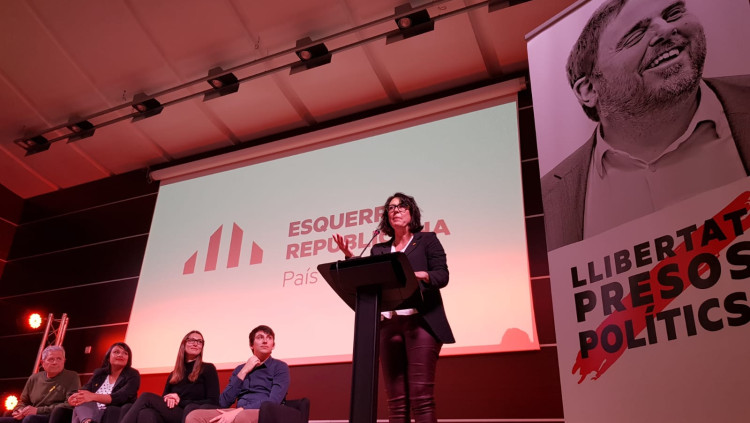 Diana Riba presenta Ara Repúbliques a València. Esquerra Republicana del País Valencià