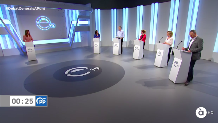 El debat d'aquest dimecres a À Punt. APUNT