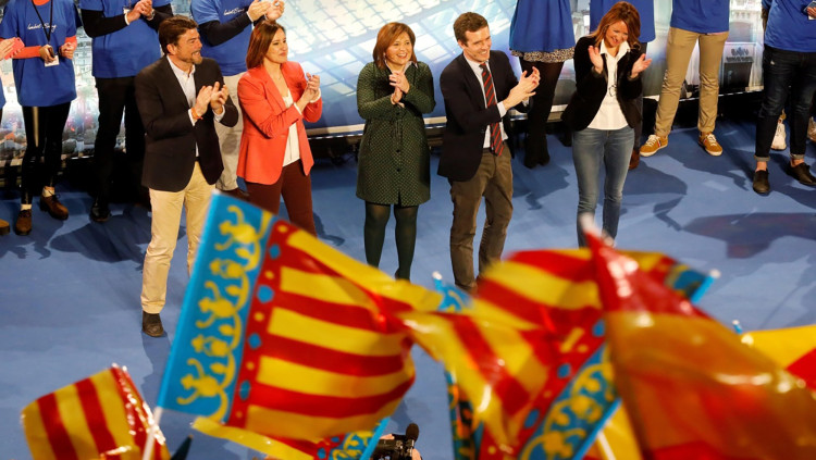 Luis Barcala, María José Català, Isabel Bonig, Pablo Casado i Begoña Carrasco durant la proclamació dels principals candidats del PPCV celebrada el 12 de gener a l'Oceanogràfic. | EFE