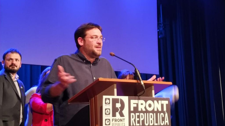 Albano Dante Fachín, candidat del Front Republicà, durant la nit electoral. Twitter Front Republicà @Front_Republica