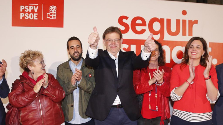 Ximo Puig celebra la nit electoral amb el PSPV. Twitter @ximopuig
