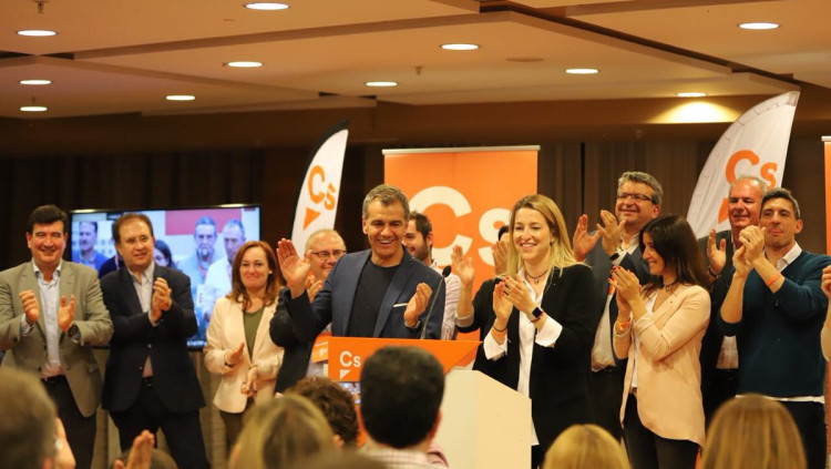 Toni Cantó participa en la nit electoral de Ciutadans a València. Twitter Toni Cantó @Tonicanto1
