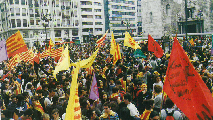 Manifestació del 25 d'abril de l'any 2000. Rafa Gil