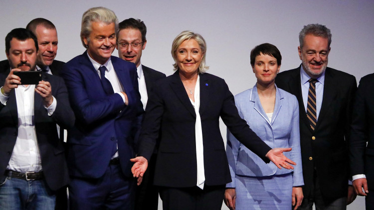 Els líders ultradretans europeus Salvini (Itàlia), Wilders (Holanda), Le Pen (França) i Petry (Alemanya) en la conferència que van fer a Coblença el 2017. Efe