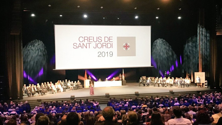 Imatge de la gala de lliurament de les creus de Sant Jordi. Twitter Taula Tercer Sector @Taula3sector
