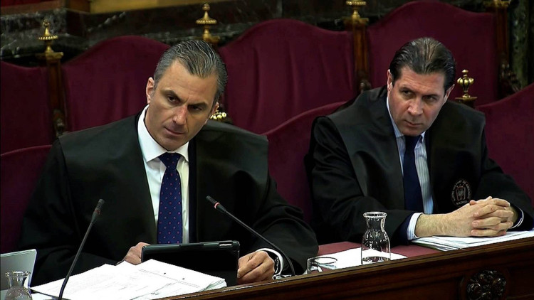 Javier Ortega Smith i Pedro Fernández, de Vox, seuen al Tribunal Suprem. Efe