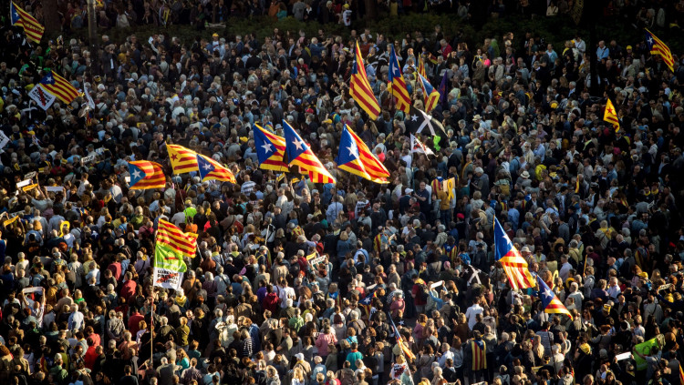 Manifestació a plaça Catalunya que coincidia amb la fi del judici. Efe