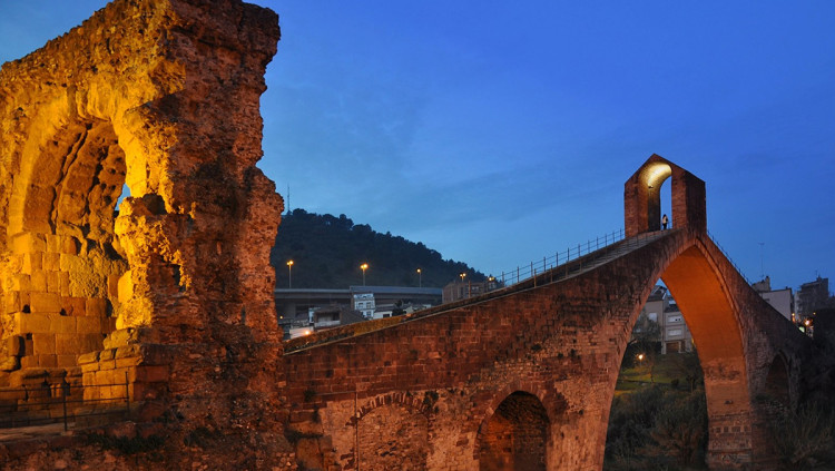 Pont del Diable sobre el riu Llobregat, a Martorell