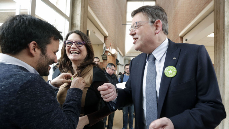 Vicent Marzà, Mónica Oltra i Ximo Puig. EFE
