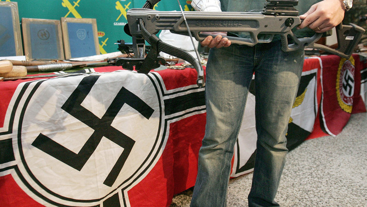 Material confiscat durant l'Operació Panzer el 2005