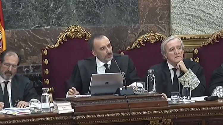 Els jutges del Procés, amb Marchena al centre, en una vista al Tribunal Suprem. Europa Press