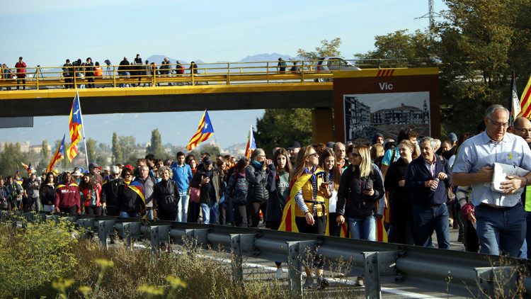 Marxa per la Llibertat a l'alçada de Malla (Osona). Agència Catalana de Notícies