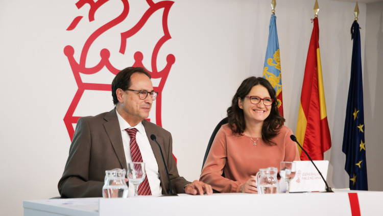 El conseller d'Hisenda, Vicent Soler, i la vicepresidenta Mónica Oltra| GVA
