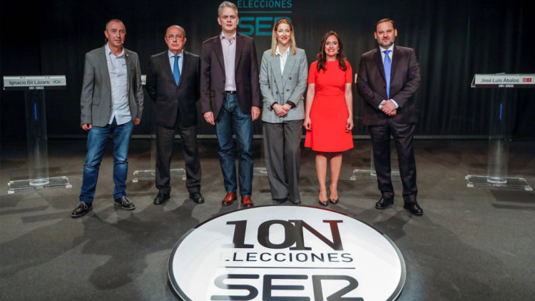 D'esquerra a dreta, els números 1 per València a les eleccions del 10N: Joan Baldoví, Ignacio Gil-Lázaro, Héctor Illueca, María Muñoz, Belén Hoyo i José Luis Ábalos.. Radio Valencia