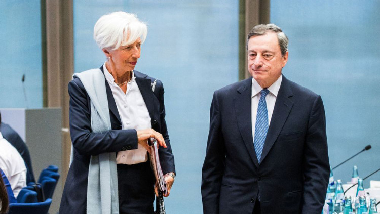 Christine Lagarde, nova presidenta del Banc Central Europeu, amb el president sortint Mario Draghi.