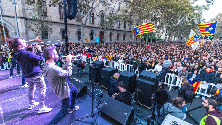 Concentració de Tsunami Democràtic a plaça Universitat. Europa Press