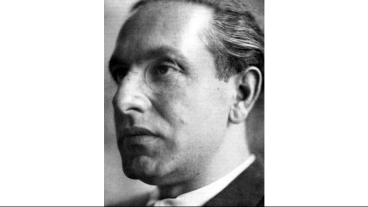Julius Evola continua exercint la seva ambivalent fascinació espiritual i filosòfica actualment, més enllà de les seves militàncies polítiques.