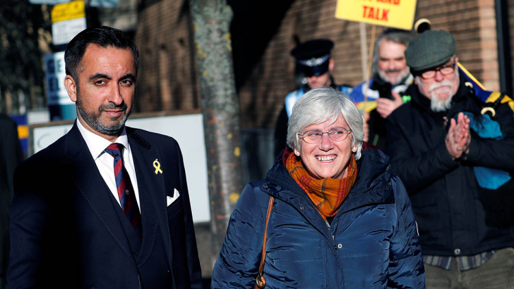Clara Ponsatí acompanyada pel seu advocat, Aamar Anwar. Agència Catalana de Notícies